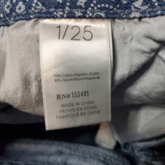 Retro High Waisted Pattered Jeans from Simple Society, 25" W - Picture 4 of 6